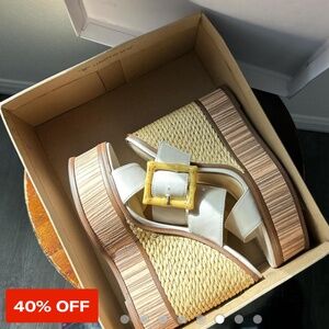 Jessica Simpson Wedges